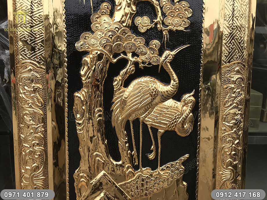 Từng đường n&eacute;t, từng chi tiết đều được c&aacute;c nghệ nh&acirc;n chau chuốt v&ocirc; c&ugrave;ng tỉ mỉ